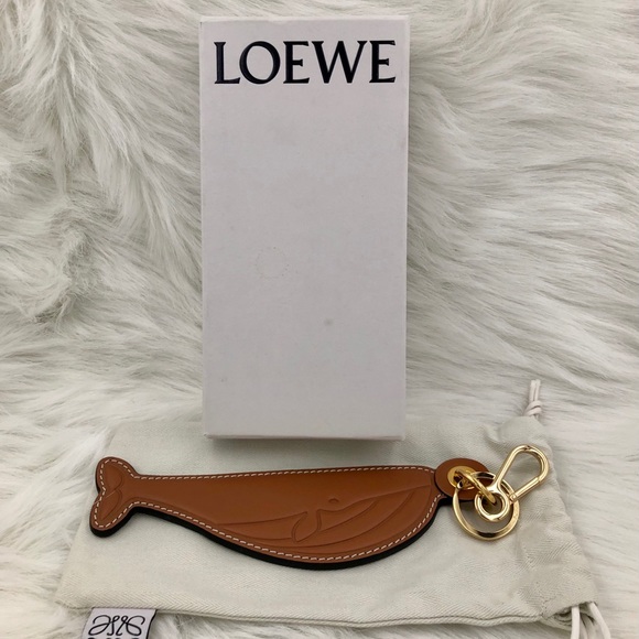 Brand New Loewe Leather Whale Keychain - Picture 4 of 4